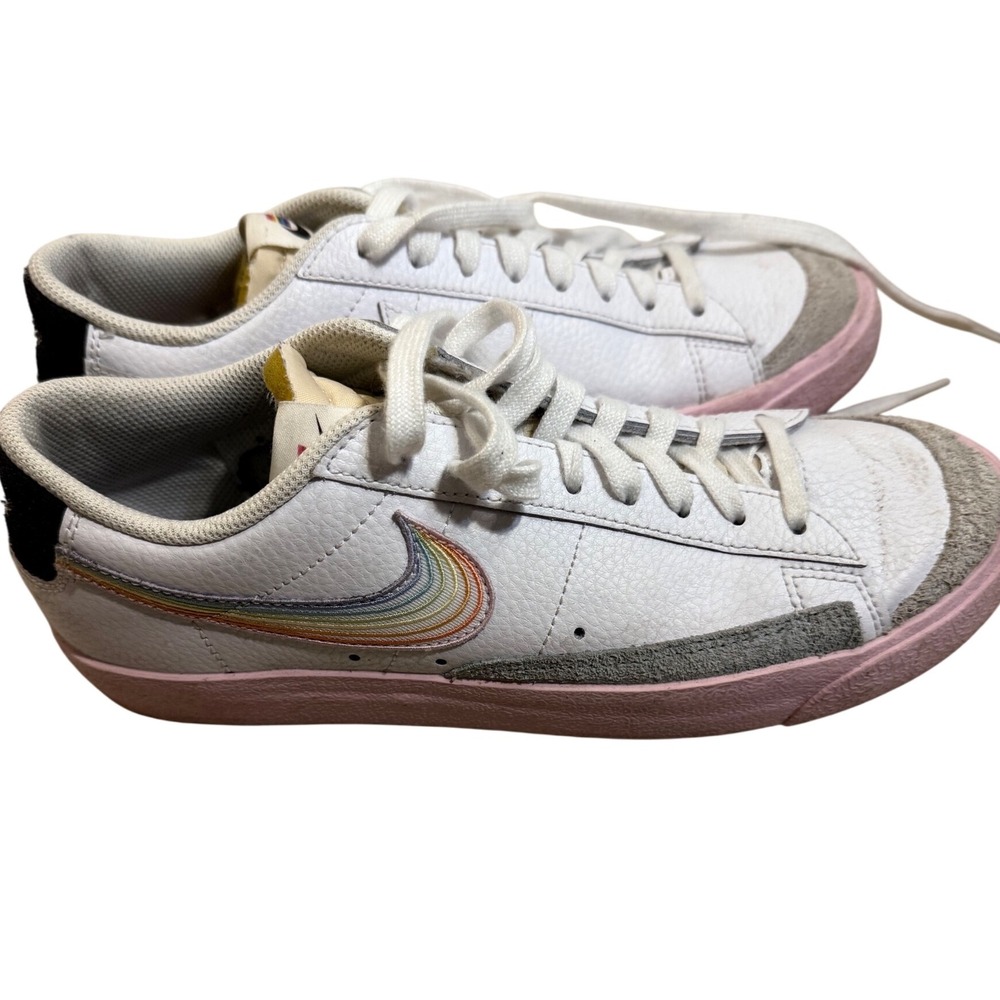 Nike Blazer Low White Rainbow Swoosh Pink Sole Women Sneakers Size 8 DD3034 100